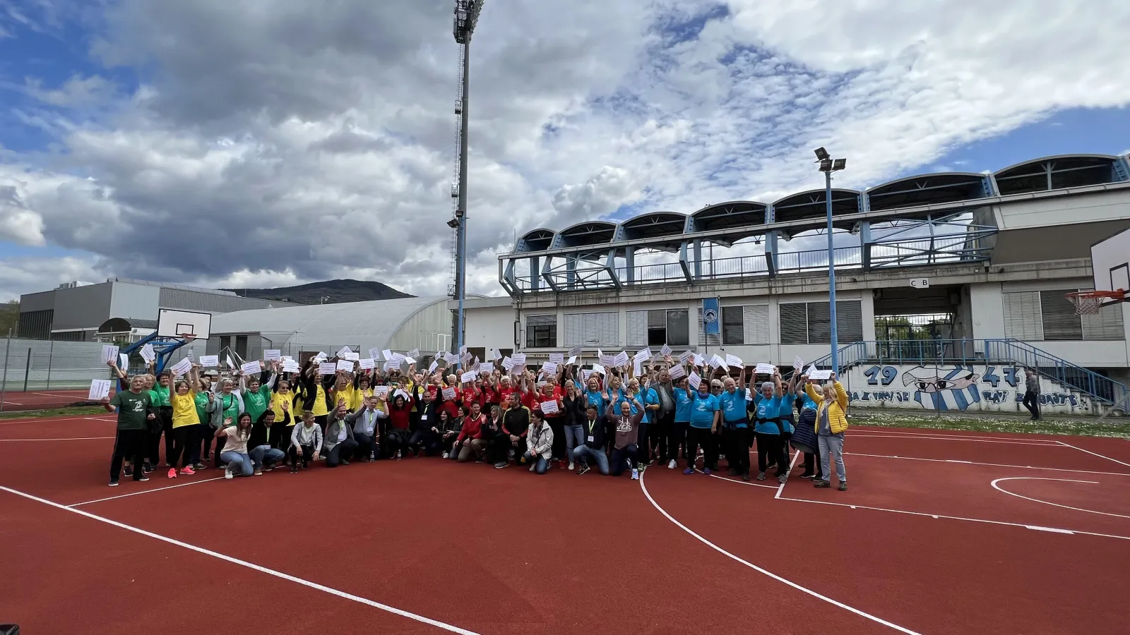 IN COMMON SPORTS: Fit, food and fun for Elderly! IN COMMON SPORTS: Fit, food and fun for Elderly!