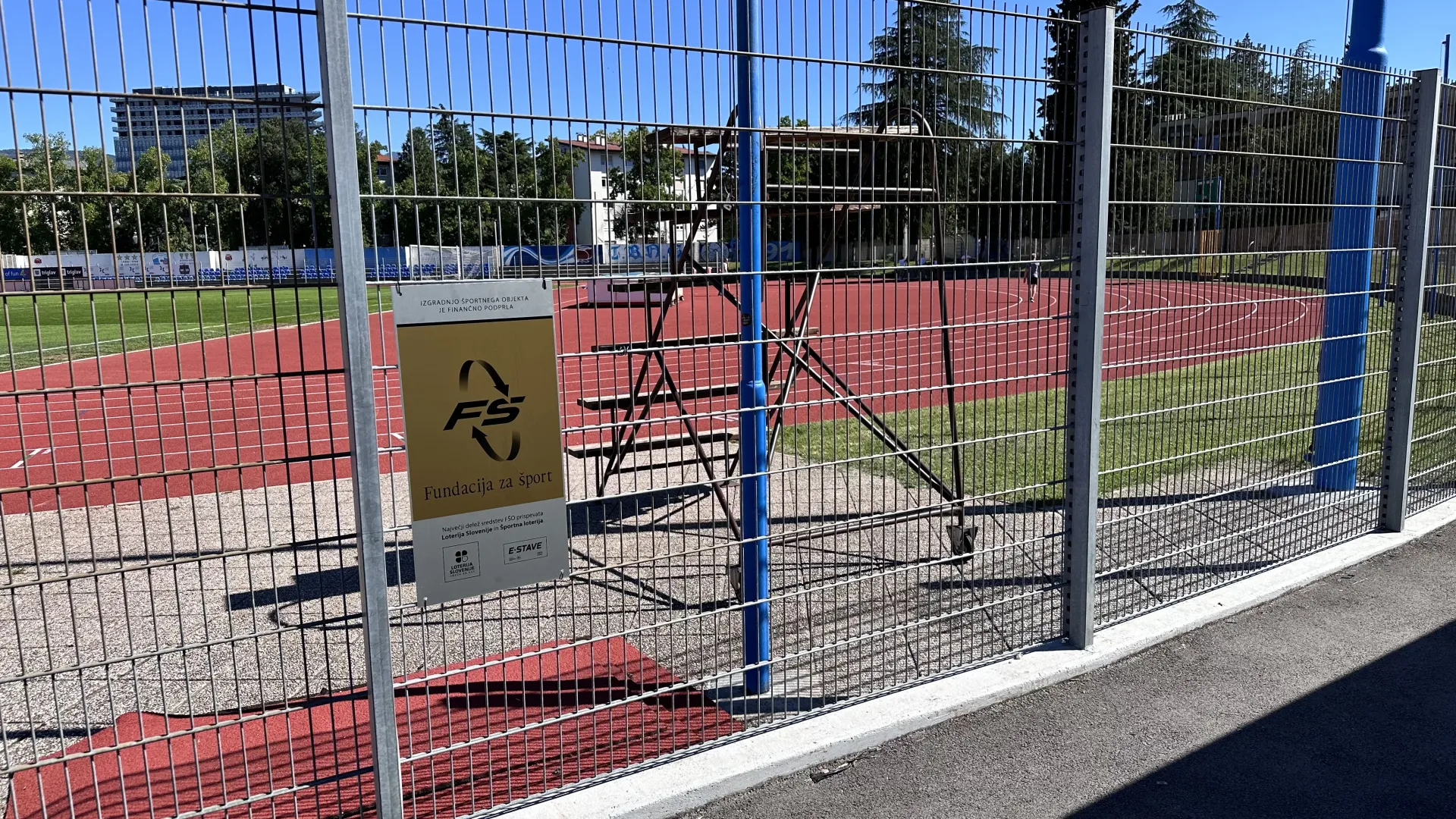 Atletska steza danes in pred 50 leti 