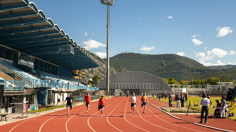 Atletska steza pred 50 leti - (1975 - 2025)  