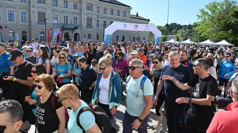 Pohod prijateljstva – 2 mesti, 1 srce